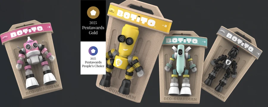 Cuatro robots de juguete BOTITO en packaging de pulpa de papel prensada, cada uno con diseño y colores únicos. El empaque destaca el nombre “Eco-Guardian”, es apto para mayores de 3 años y lleva los sellos de Pentawards Shortlist 2025 y Pentawards People's Choice Shortlist, resaltando su innovación en diseño sustentable. Diseño por Tridimage.