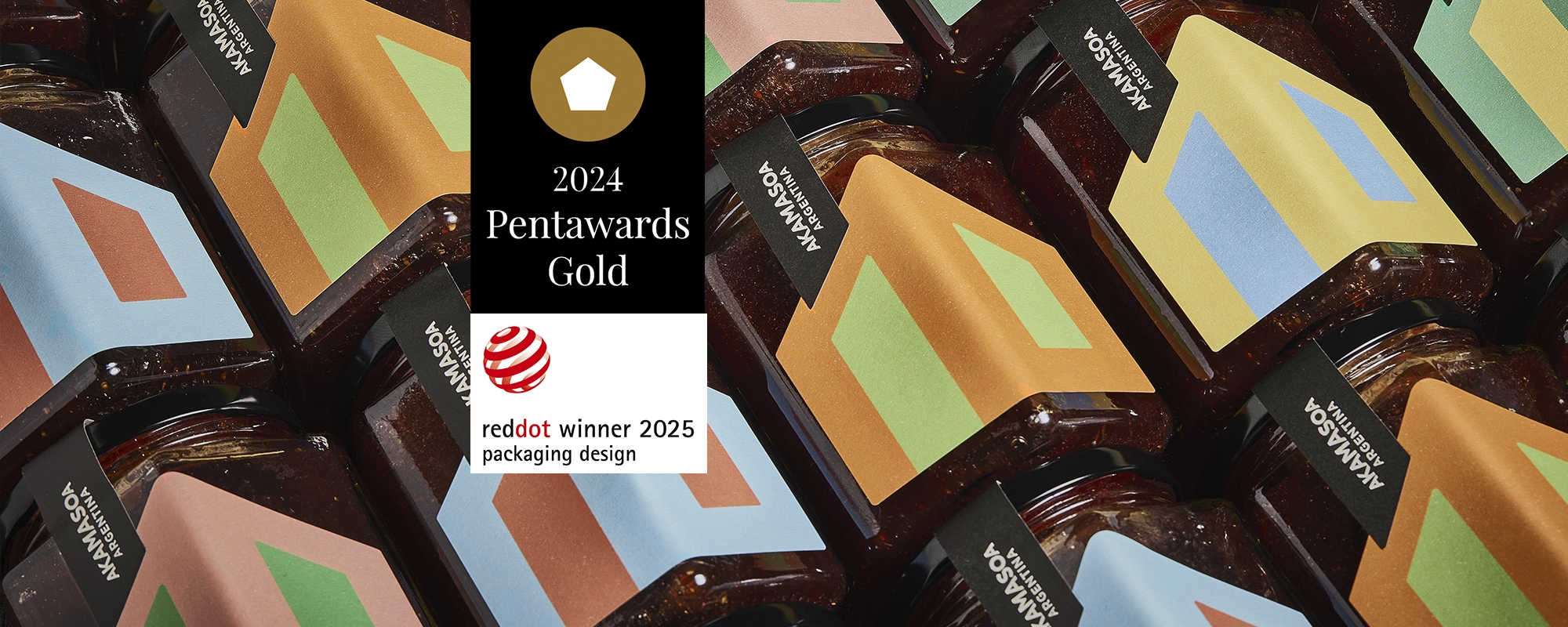 Frascos de mermelada con diseño de packaging moderno y geométrico por Tridimage, con etiquetas coloridas y abstractas, premio Pentawards 2024 Oro en la sucategoría Diseño con Propósito. Premio Red Dot Award 2025 Diseño de Packaging